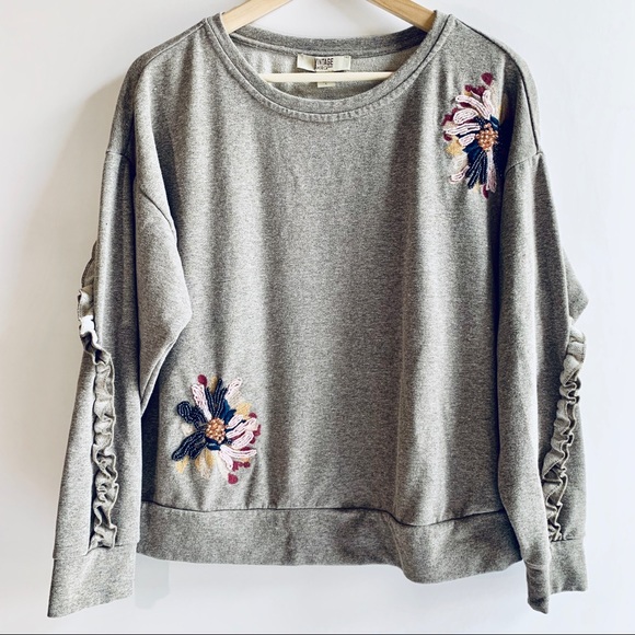 Vintage America Tops - Vintage America | Gray Crew Neck W/ sleeve Ruffles